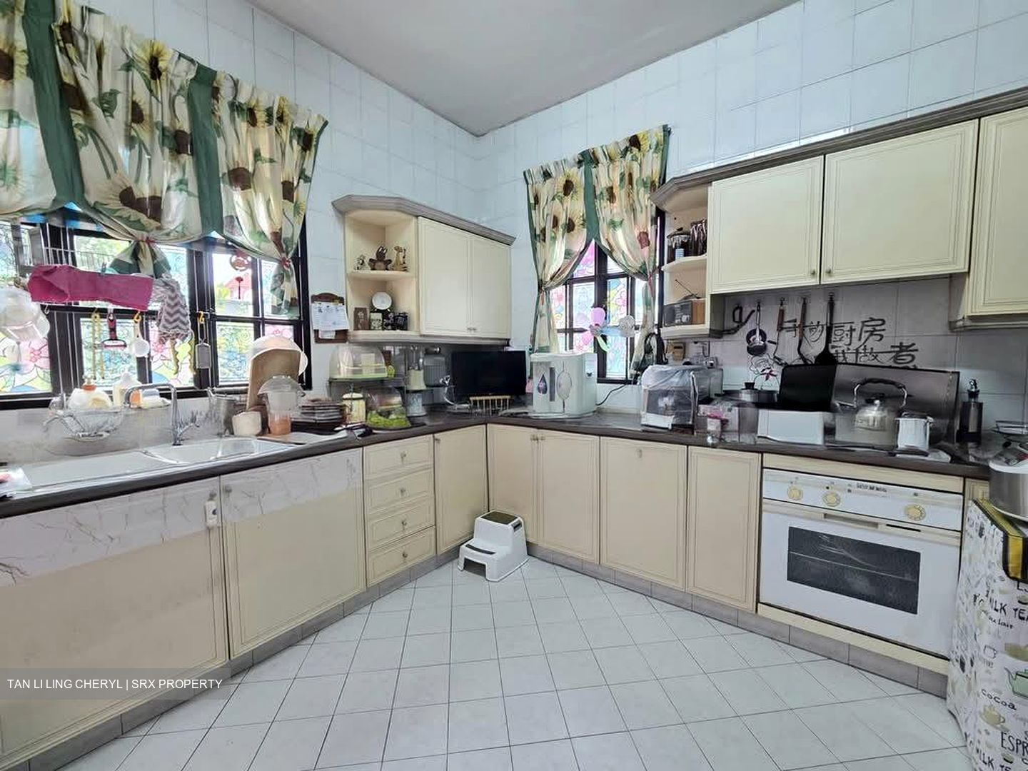 Lynn Gardens (D19), Terrace #591180011